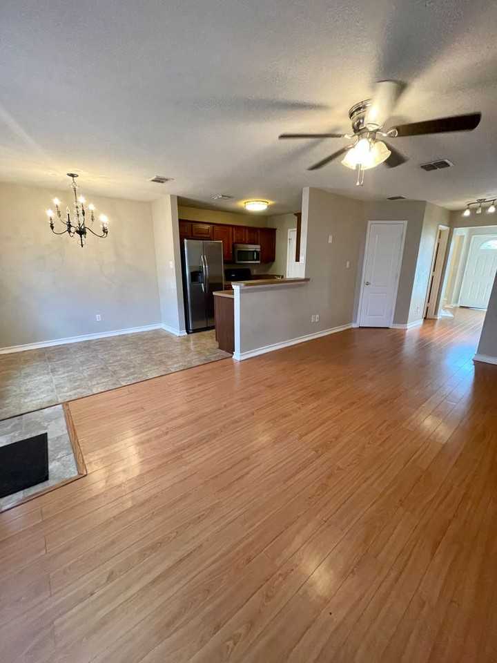 5640 Giddyup Ln - Photo 5 of 15