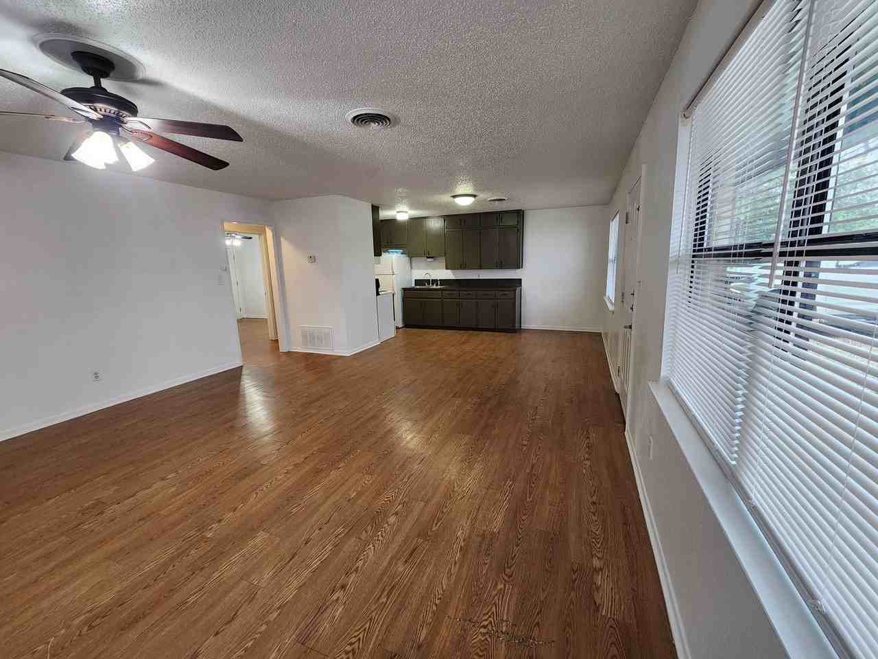 205 205 S Broad  - 205 S Broad - Photo 2 of 14