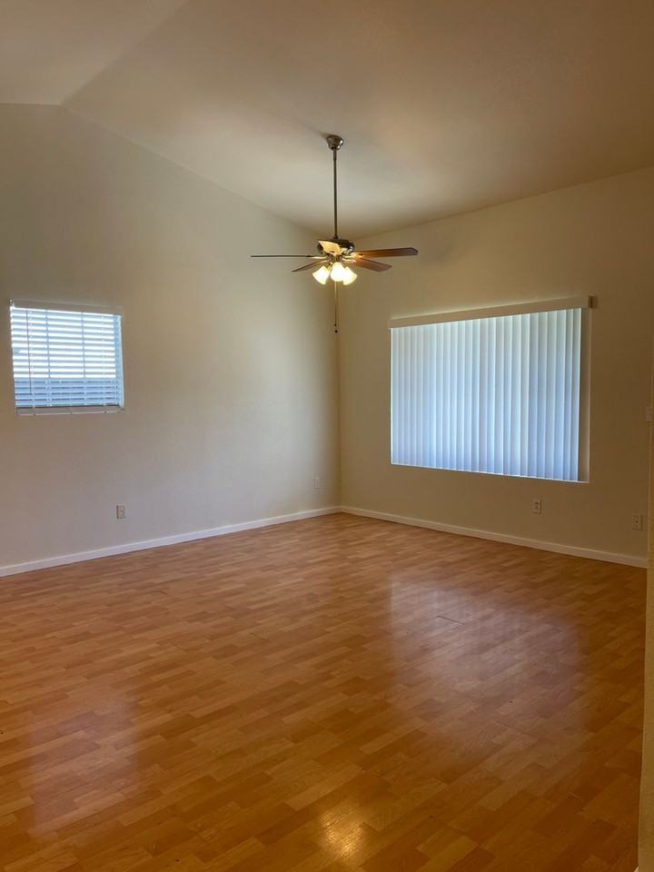 2125 Saint Lakes Way - Photo 3 of 11