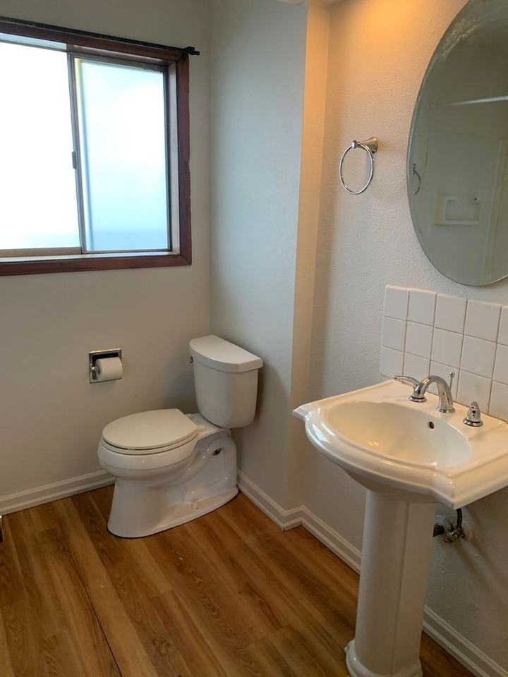 3202 Se Francis St - Photo 5 of 10
