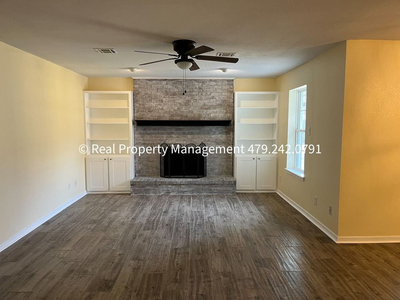 3200 S 56th St - Photo 4 of 28