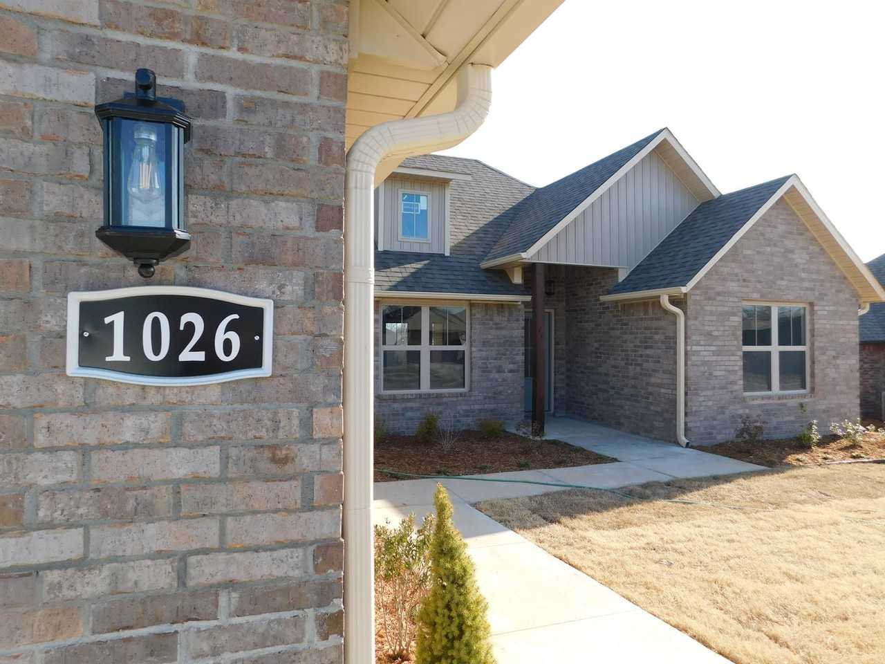 1026 Partridge Pl - Photo 2 of 15