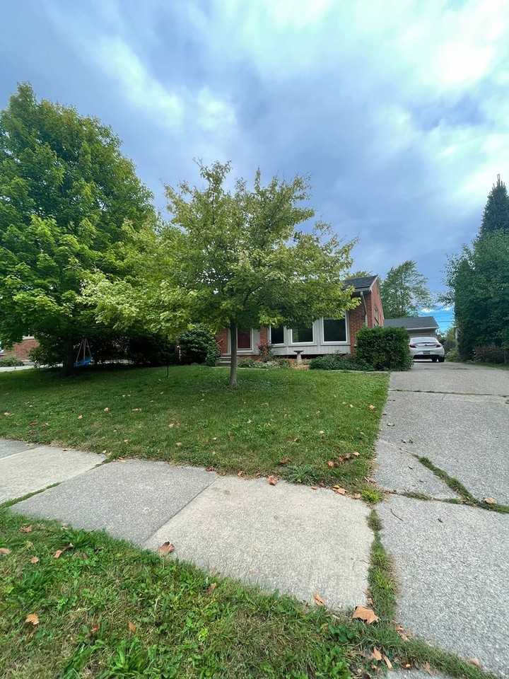 2012 Weldon Blvd - Photo 3 of 31