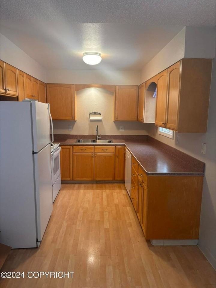 2430 Tagalak Dr - Photo 2 of 6