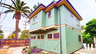 Five Bedroom Gorgeous Custom Home Near USC! - Photo 1 of 1