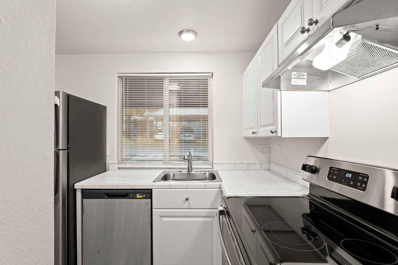 12355 Sw Walnut St - Photo 4 of 14