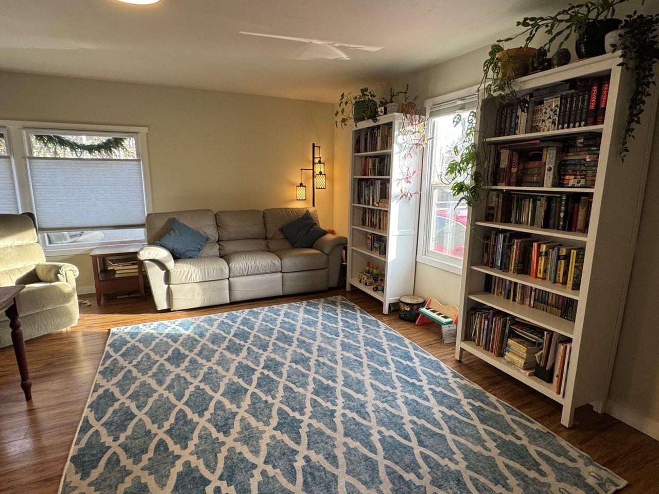 417 Lybarger St Ne - Photo 4 of 15