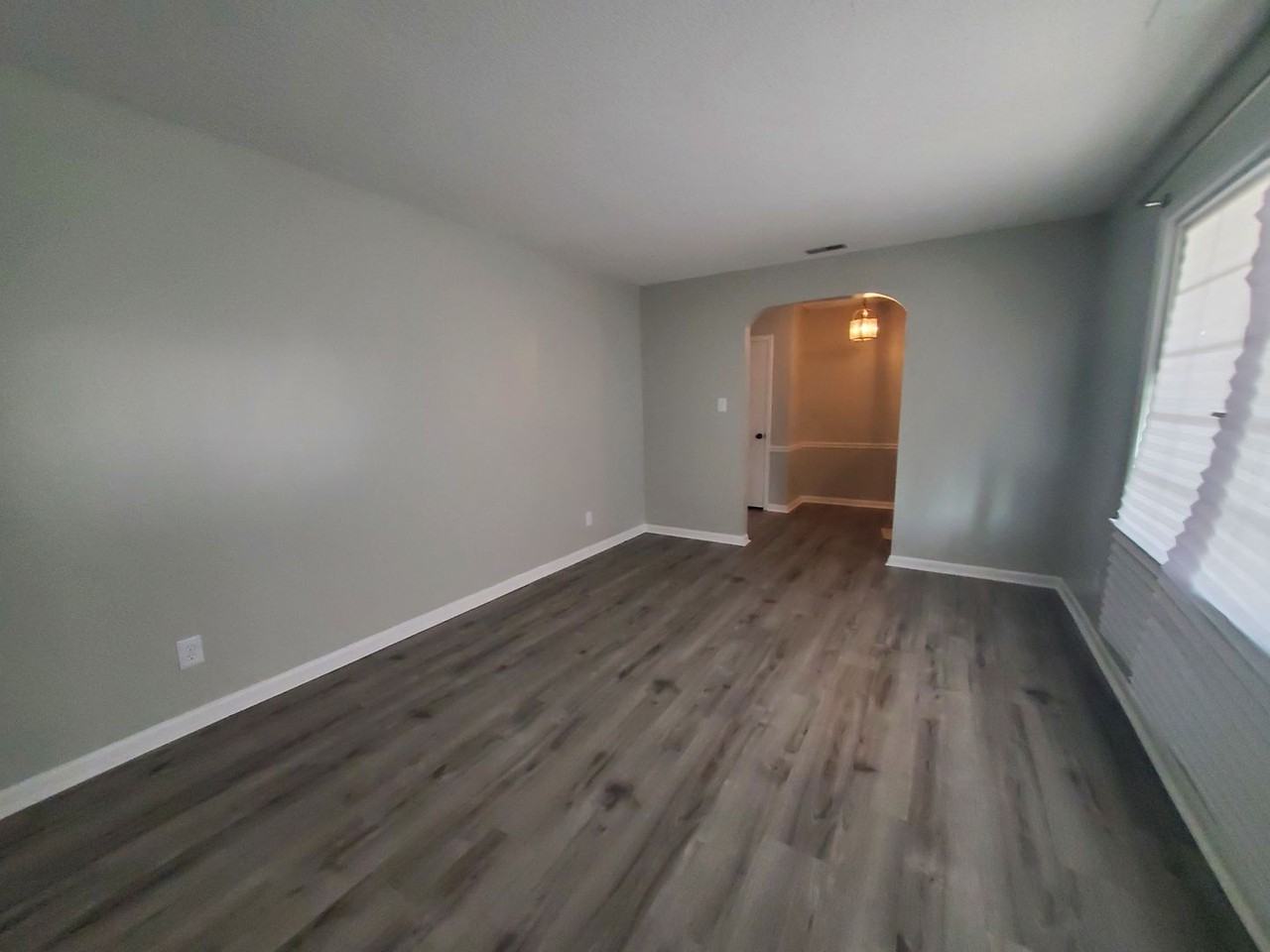 5229 Sundown Dr - Photo 3 of 27