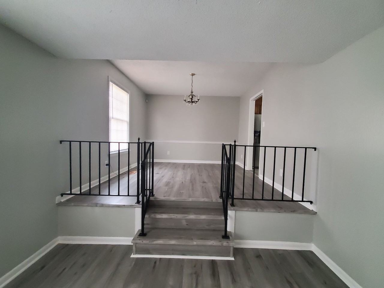 5229 Sundown Dr - Photo 4 of 27