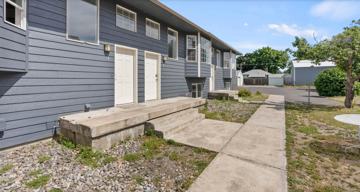 featured image of 2308 E South Riverton Ave