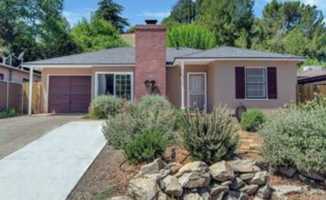 featured image of 2707 Vine St