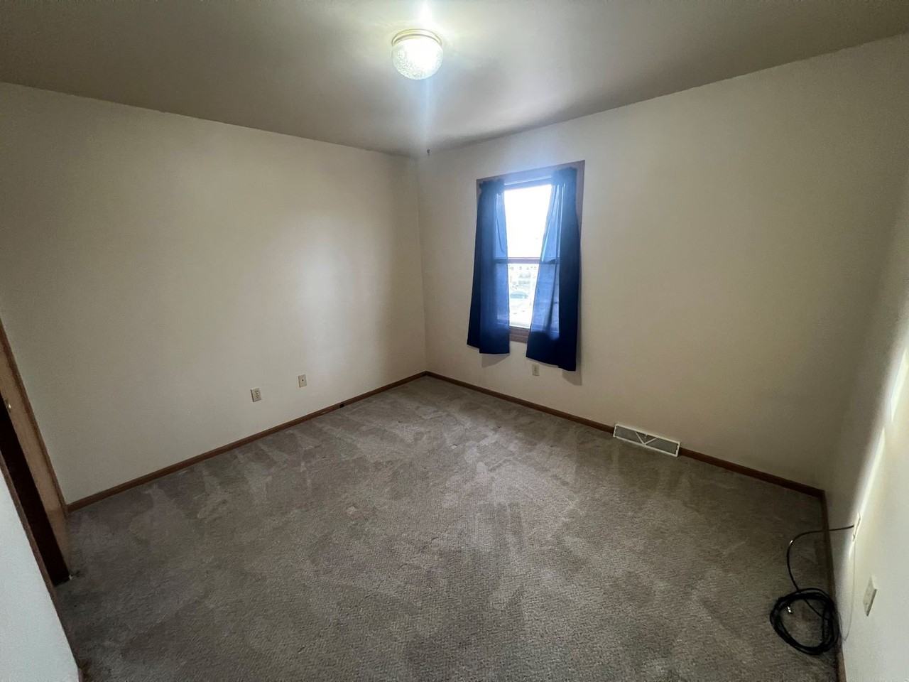 404 Racine St #D - Photo 7 of 11