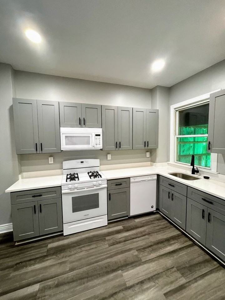 3343 Parkview Ave - Photo 2 of 12