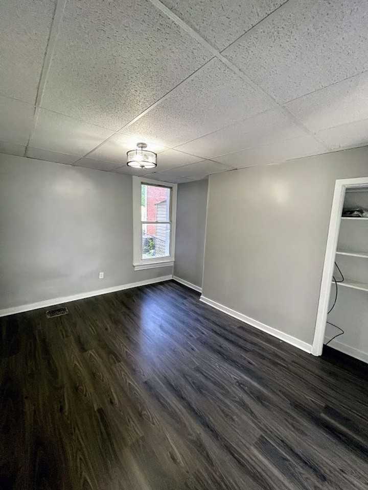 3232 Dawson St - Photo 3 of 16