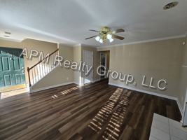 featured image of 18 Baltusrol Ct