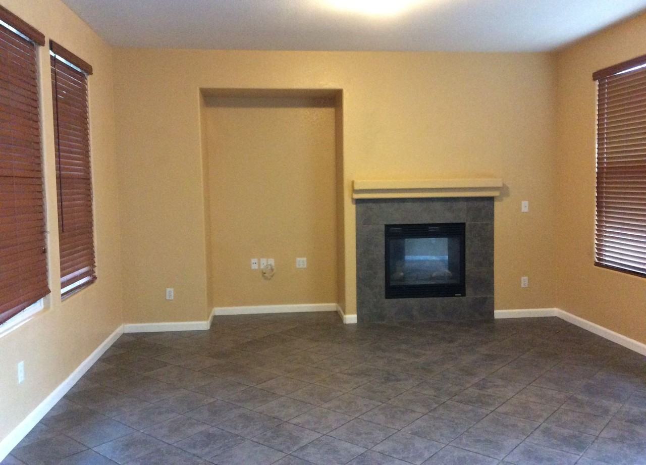 2172 Bidwell Bar Dr - Photo 4 of 6