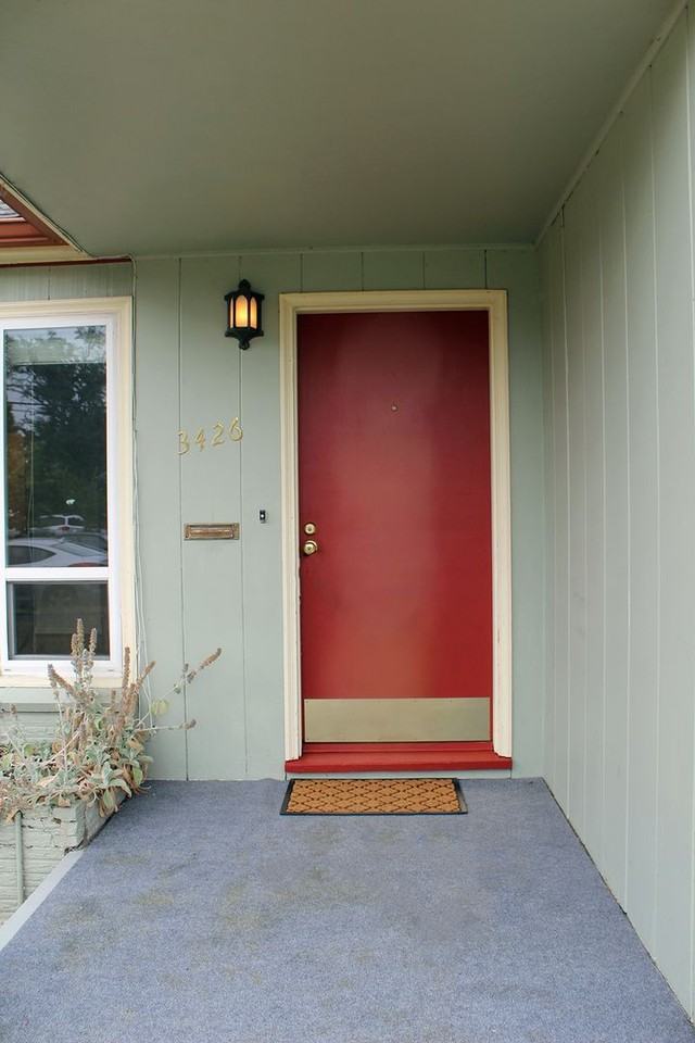 3426 Se 68th Ave - Photo 2 of 17