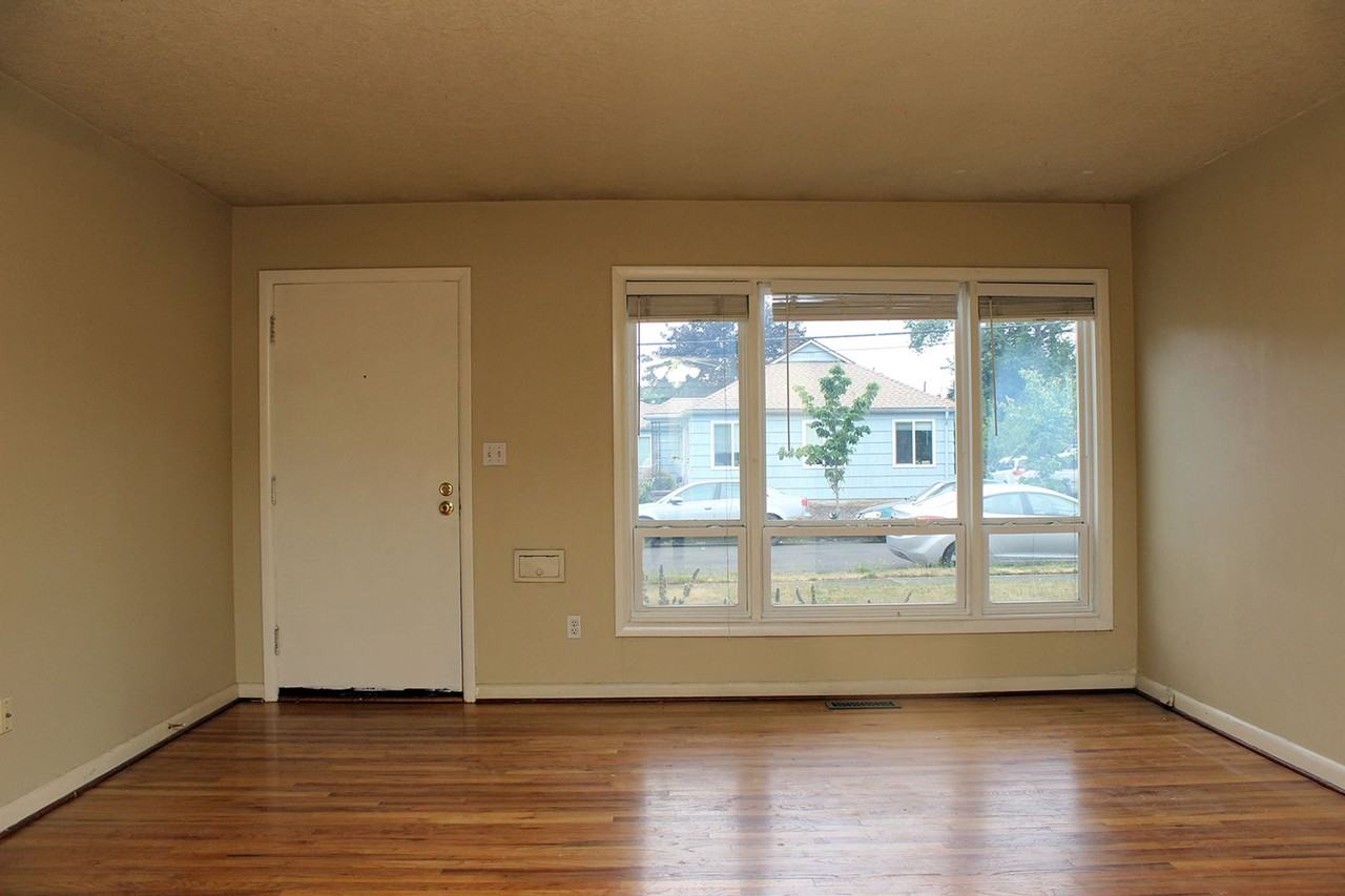 3426 Se 68th Ave - Photo 3 of 17