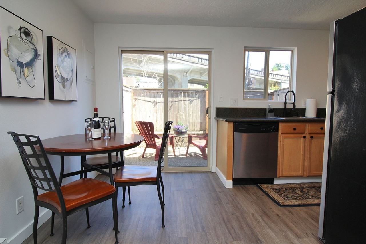 3634 Sw Multnomah Blvd - Photo 6 of 29