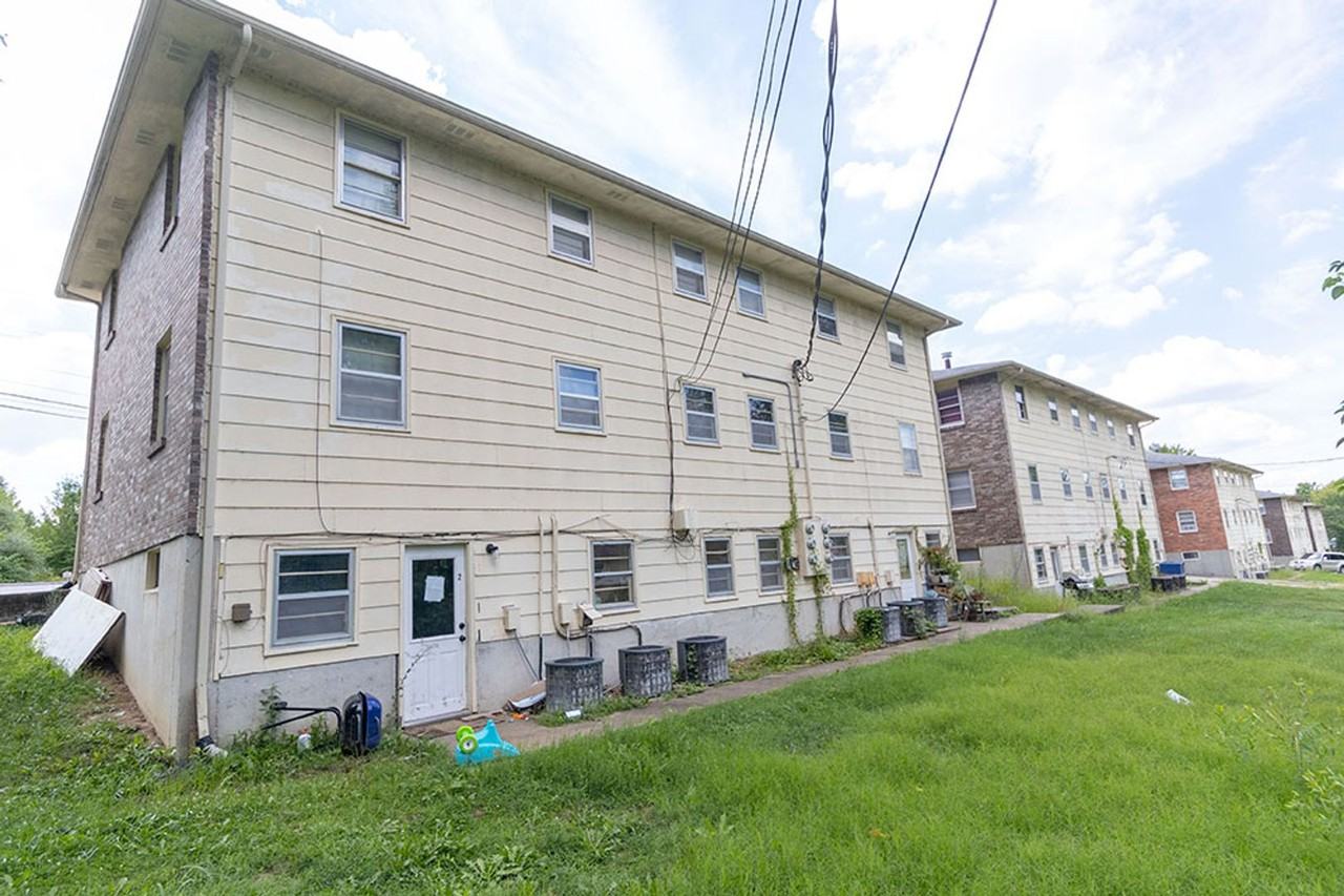 2925 Northland Dr - Photo 2 of 3