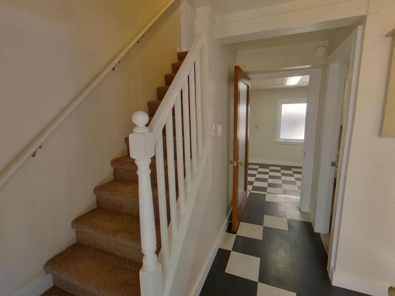 1740 Hilyard St - Photo 2 of 14