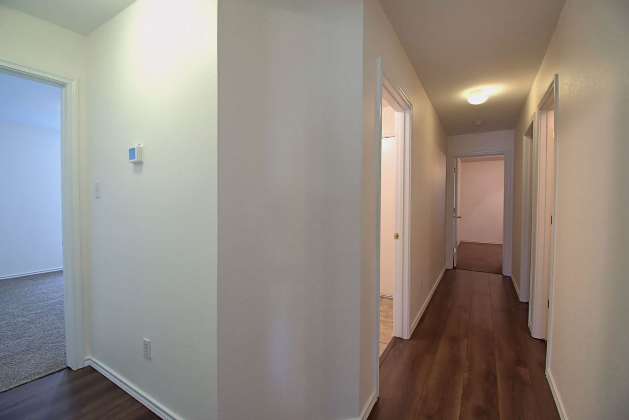 226 Sylvan St - Photo 2 of 28