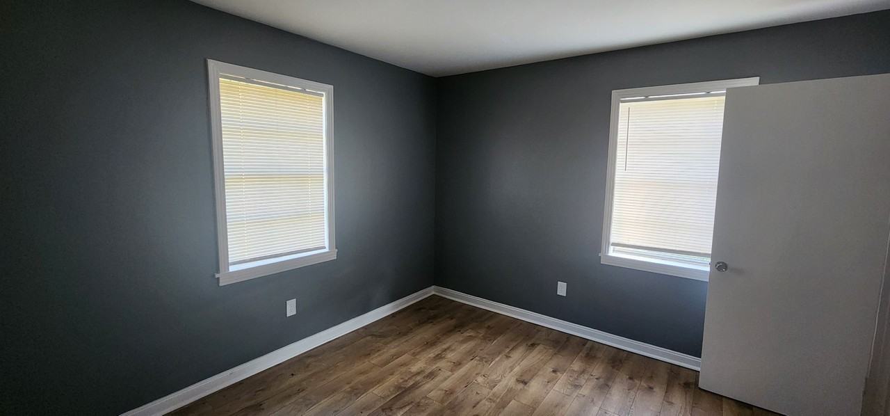 740 N 18th St - Photo 3 of 13