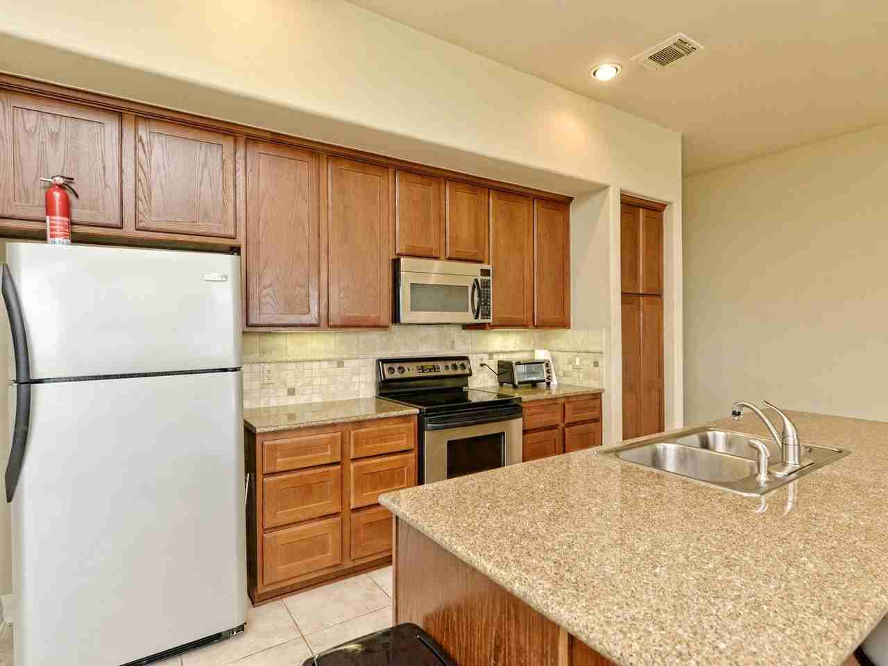 1908 Kahala Sunset Dr #H - Photo 7 of 35