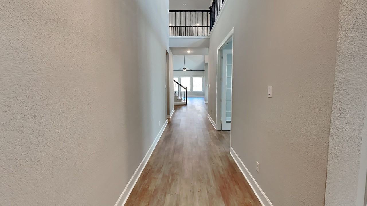 2229 Dunstan Dr - Photo 7 of 23