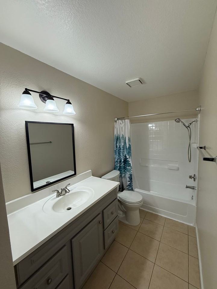 15000 Downey Ave #112 - Photo 2 of 14