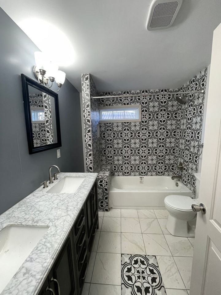1908 Robbins St - Photo 6 of 20
