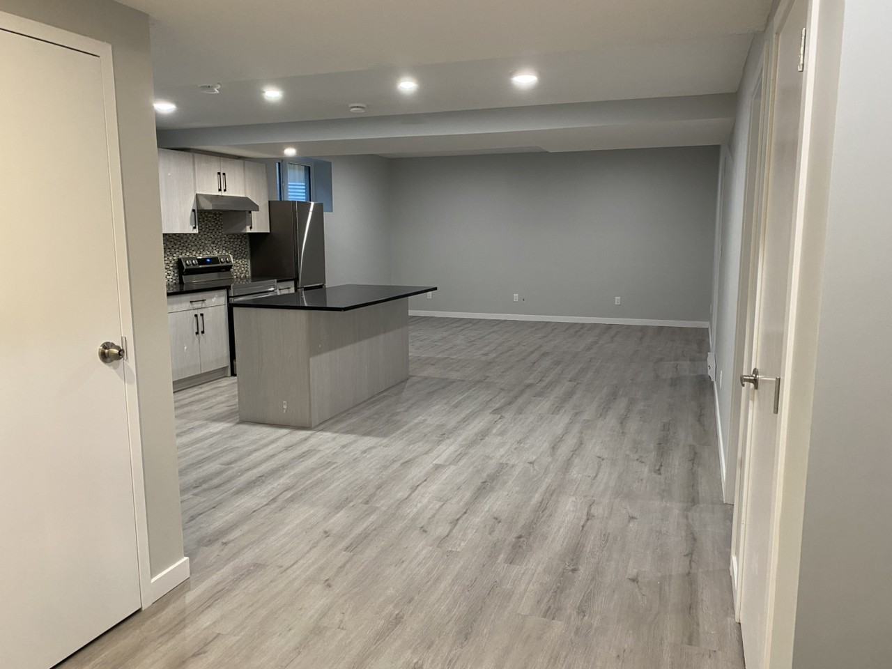 1960 Adamson Terr SW - Photo 3 of 13