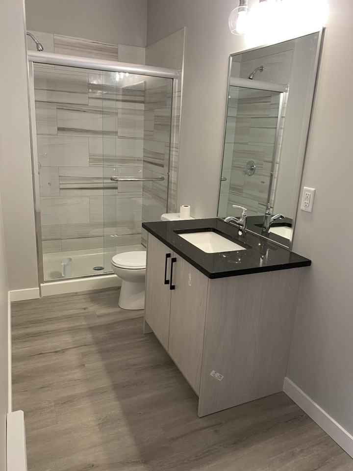 1960 Adamson Terr SW - Photo 2 of 13