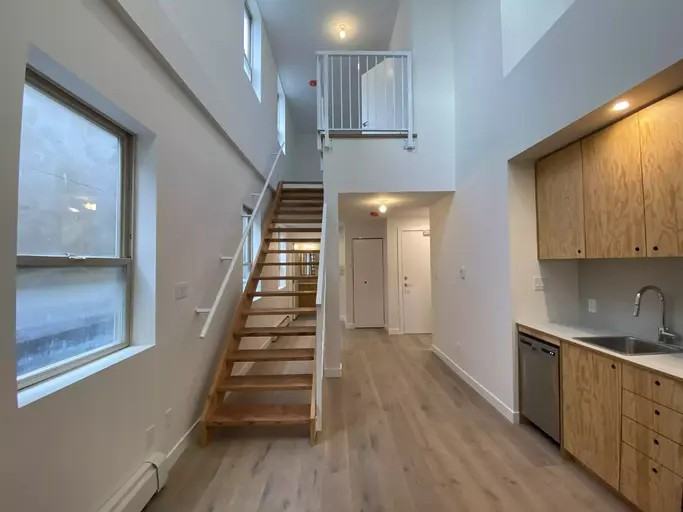 716 Columbia St #203 - Photo 3 of 21