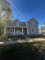 featured image of 803 Niagara St