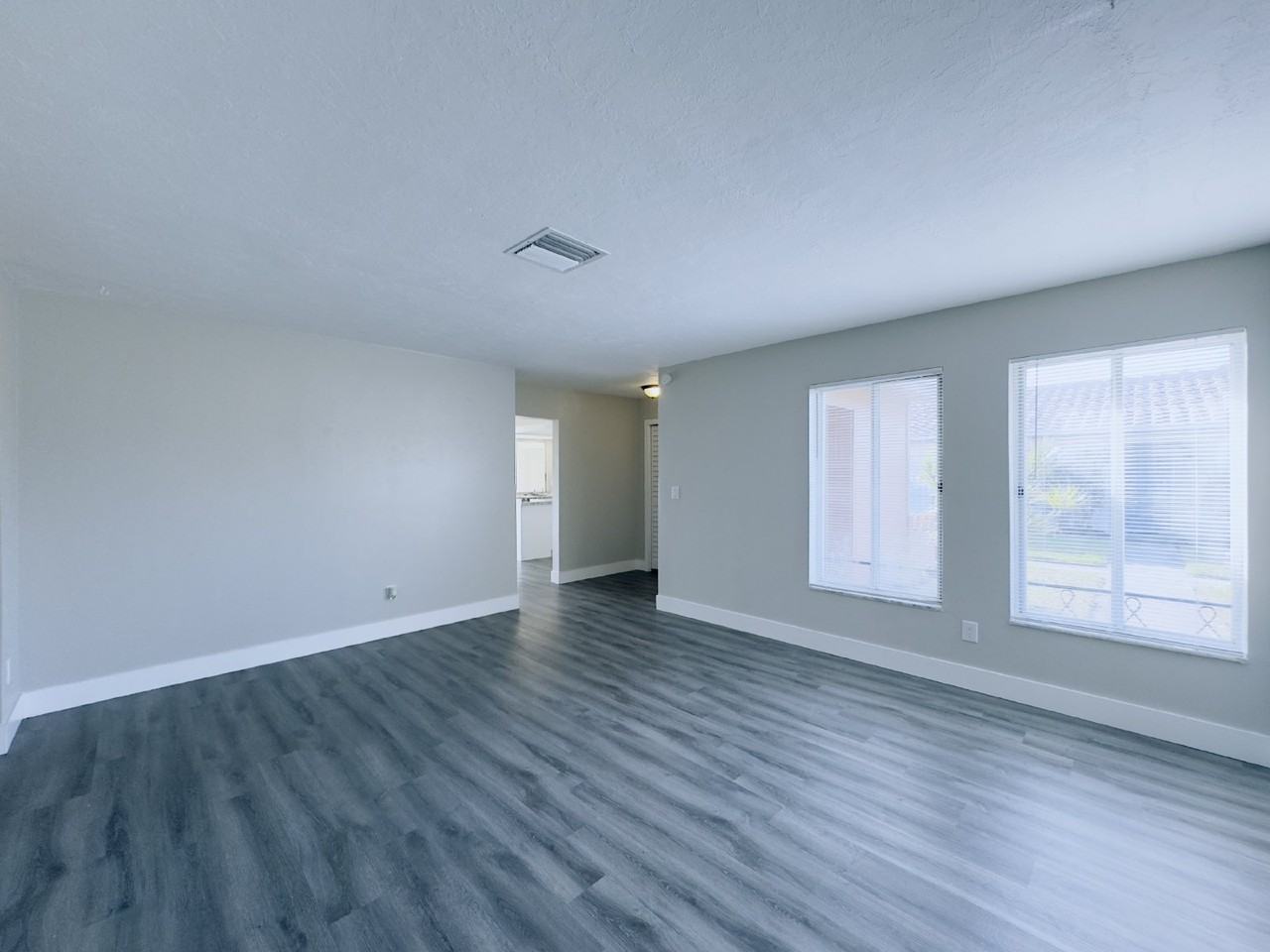 4107 Se 18th Pl #B - Photo 7 of 47