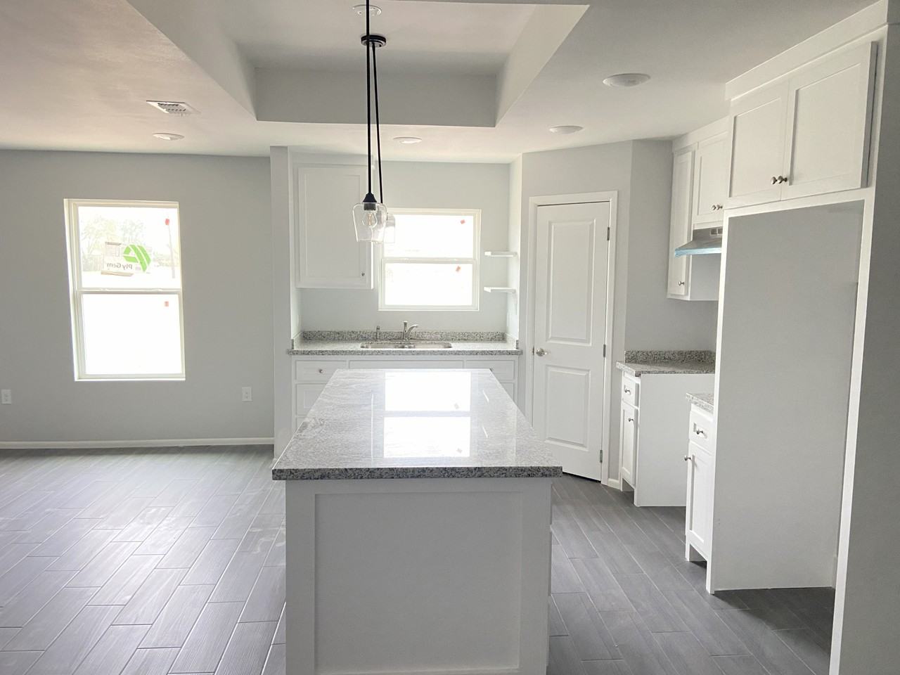 1405 Glasscock Ave #B - Photo 2 of 9