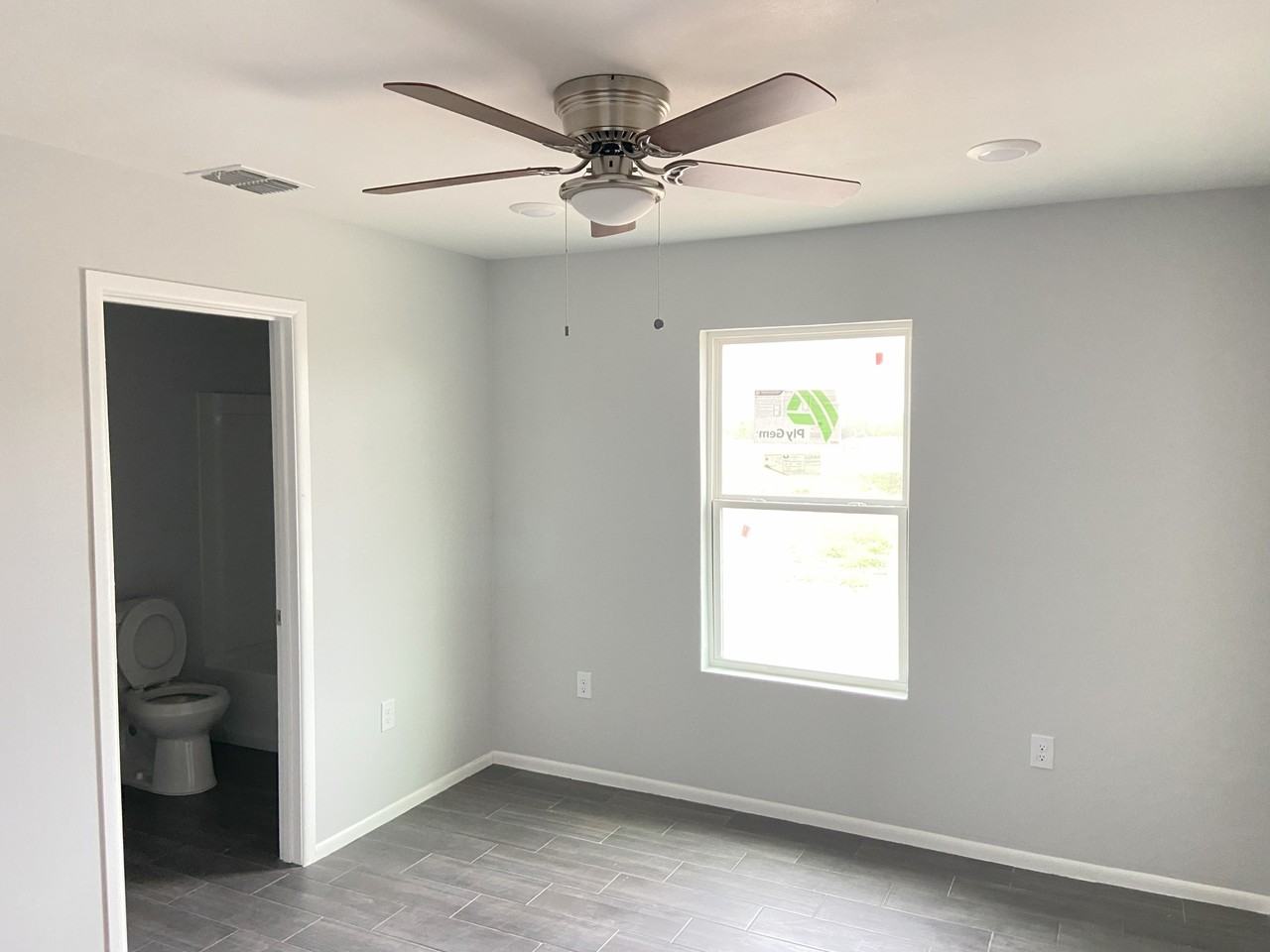 1405 Glasscock Ave #B - Photo 6 of 9