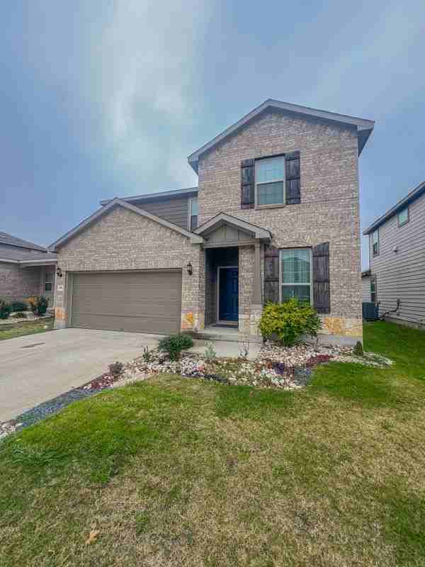 114 Kildeer Pass - Photo 2 of 20