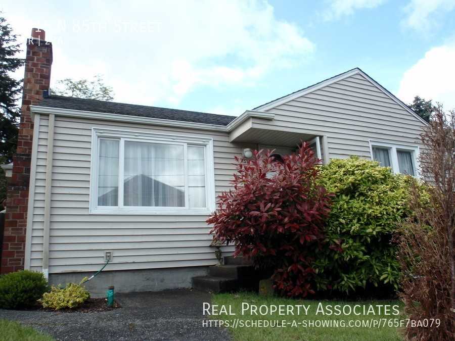 1315 N 85th St - Photo 2 of 21