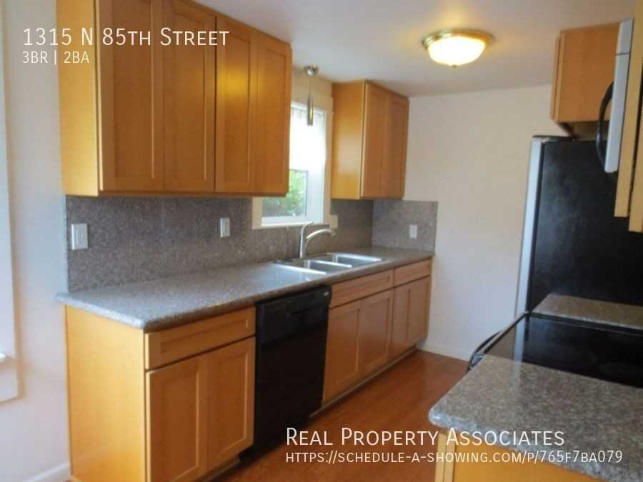 1315 N 85th St - Photo 6 of 21