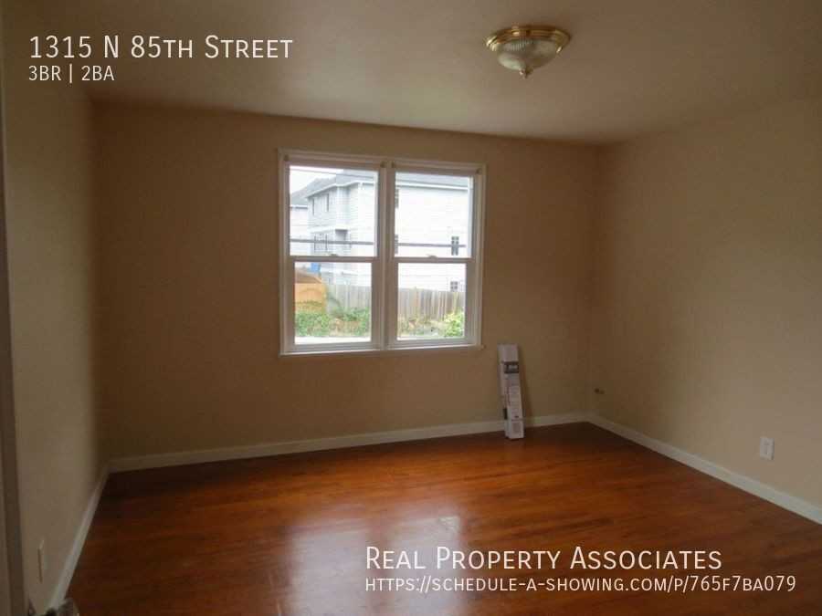 1315 N 85th St - Photo 7 of 21