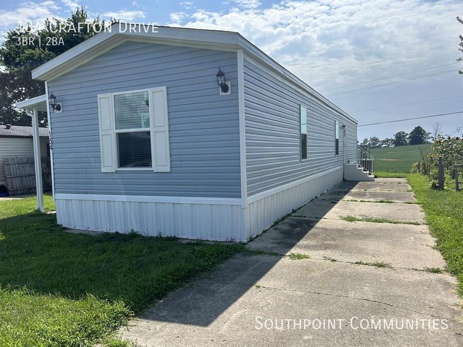 134 Crafton Dr - Photo 2 of 13