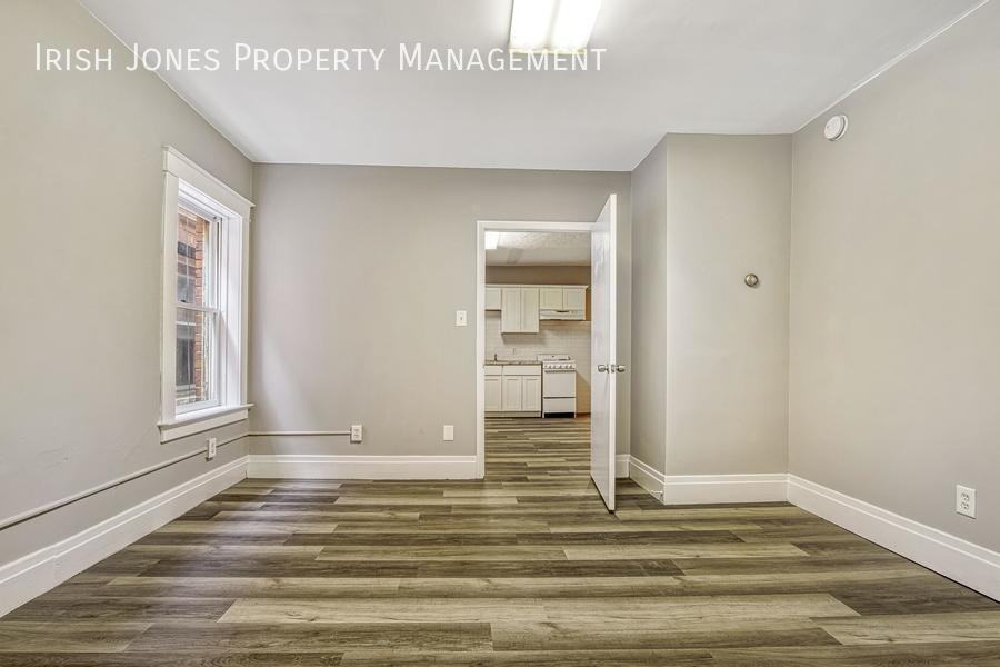 1715 Pine Ave #4 - Photo 7 of 14