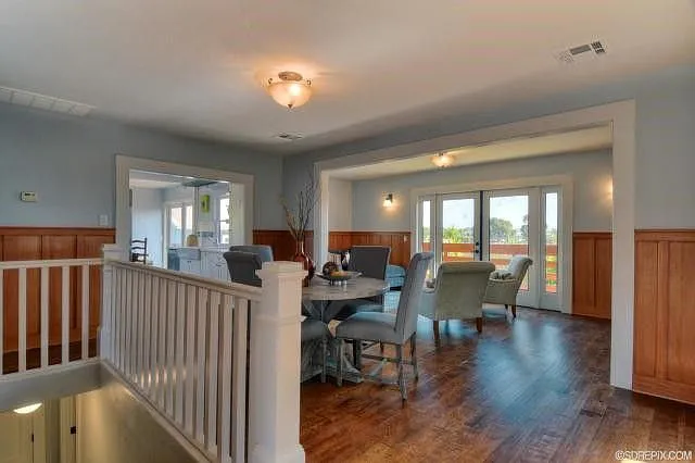 1511 Gregory St - Photo 2 of 27