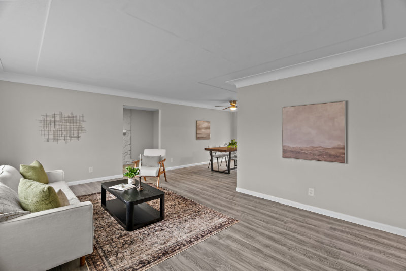 302 Howard Dr - Photo 2 of 45