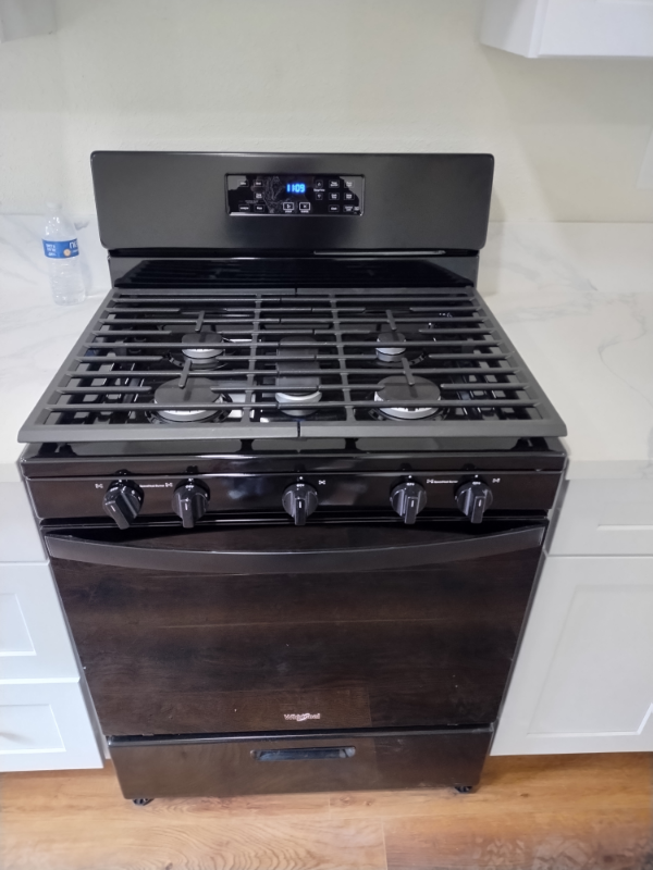 484 W Minarets Ave - Photo 5 of 16