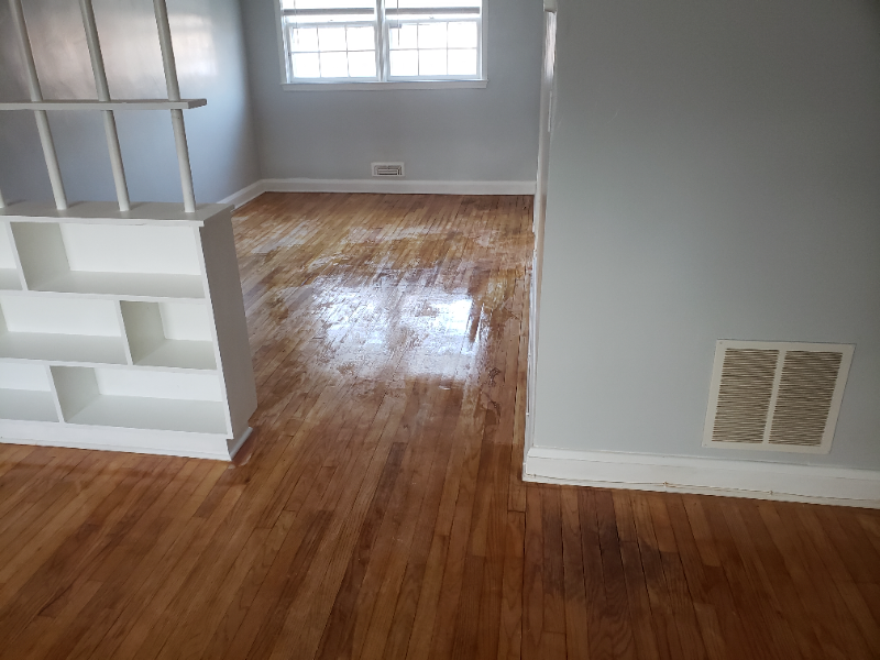 1534 Barrett Rd - Photo 3 of 13