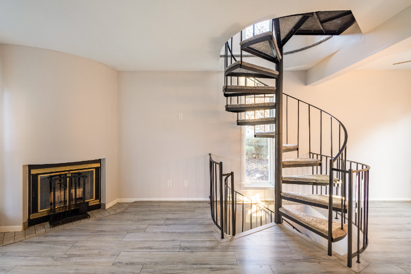 2428 Grandview Ave - Photo 3 of 20