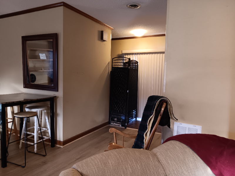 0001 Pinckney Ave #B - Photo 3 of 20